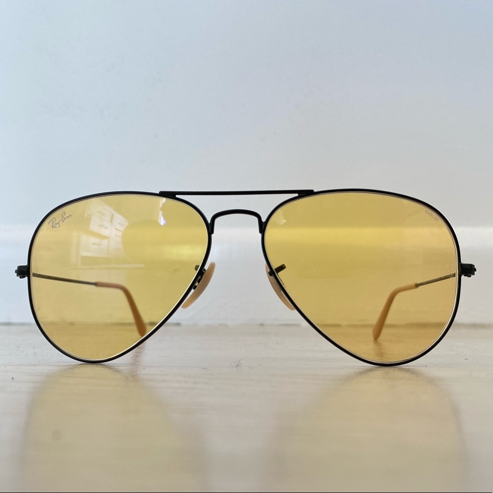 RAY BAN - aviators orange lens black frame